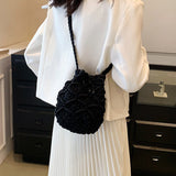 將圖片載入圖庫檢視器 Black White Summer Woven Beach Bucket Bag Purse -Showtown