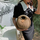 Cargar imagen en el visor de la galería, Green Woven Straw Clutch Purse -Showtown