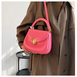 Laden Sie das Bild in den Galerie-Viewer, Ladies Purses and Handbags 2023-Showtown