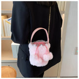 画像をギャラリービューアに読み込む, Pink Faux Fur Bucket Bag-Showtown