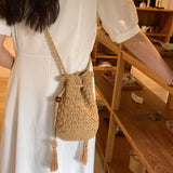 將圖片載入圖庫檢視器 Straw Sling Cross Body Drawstring Bucket Bag-Showtown