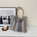 Laden Sie das Bild in den Galerie-Viewer, Striped Woven Knit Knitting Shoulder Tote Bag-Showtown