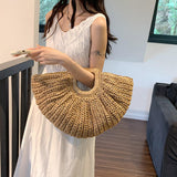 將圖片載入圖庫檢視器 Women Half Moon Straw Clutches Bag Purse -Showtown